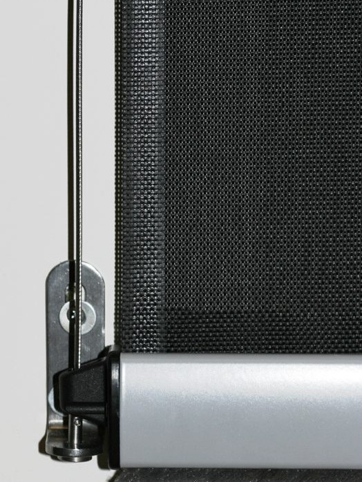 Close up of Alpha external screen on cable